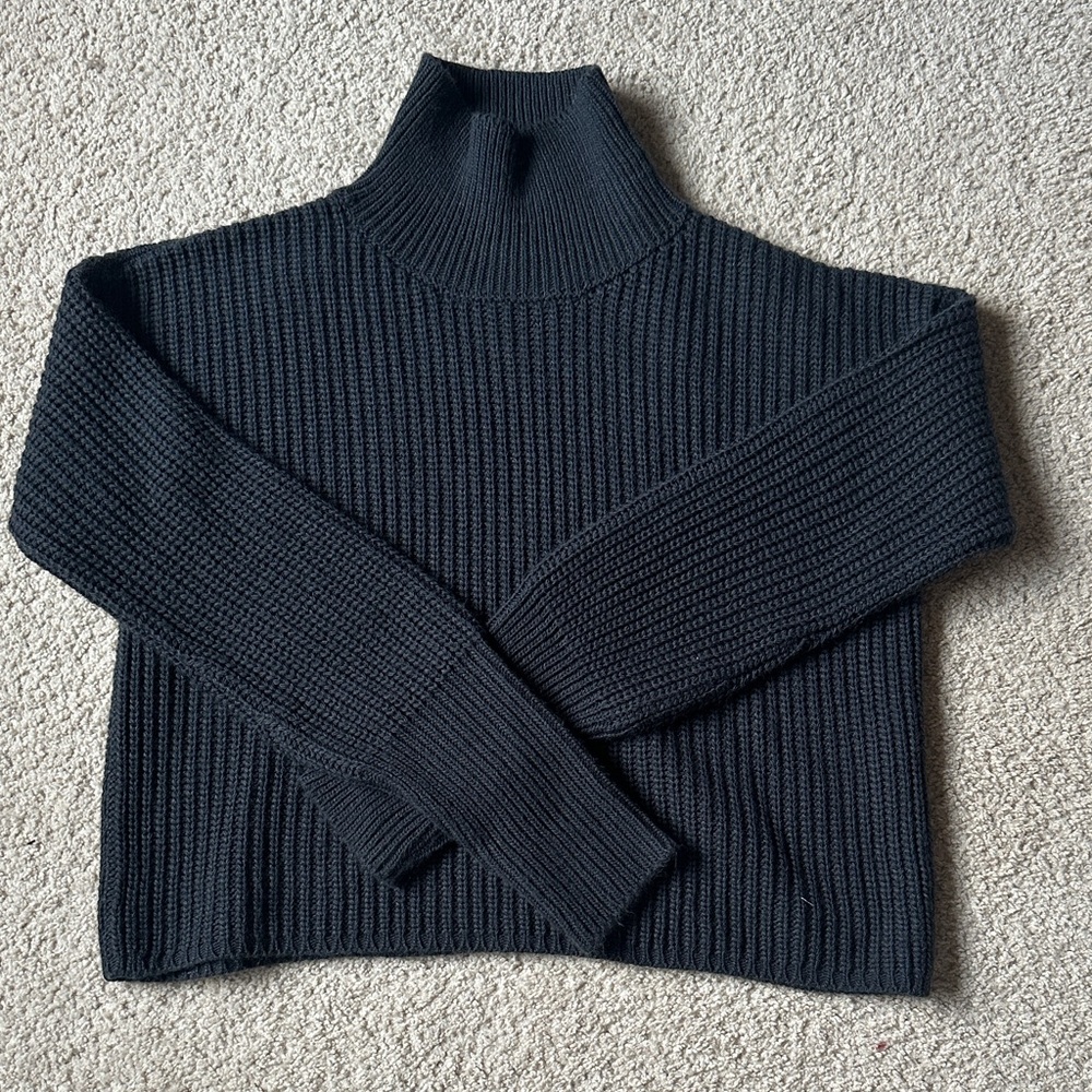 Women’s Charcoal Cropped Turtleneck